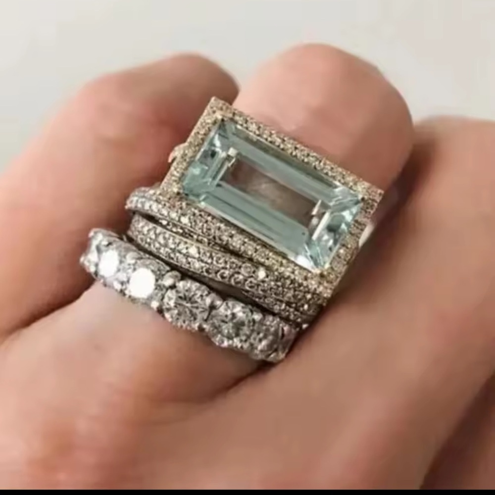 LAST ONE❤️ NWT! Triple Stack Silver Faux Aquamarine and Rhinestone Boho Ring Set - Picture 3 of 3